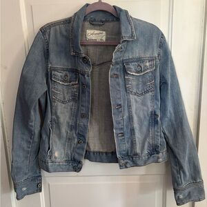 Aeropostale Light Blue Denim Jacket. Size large. EUC